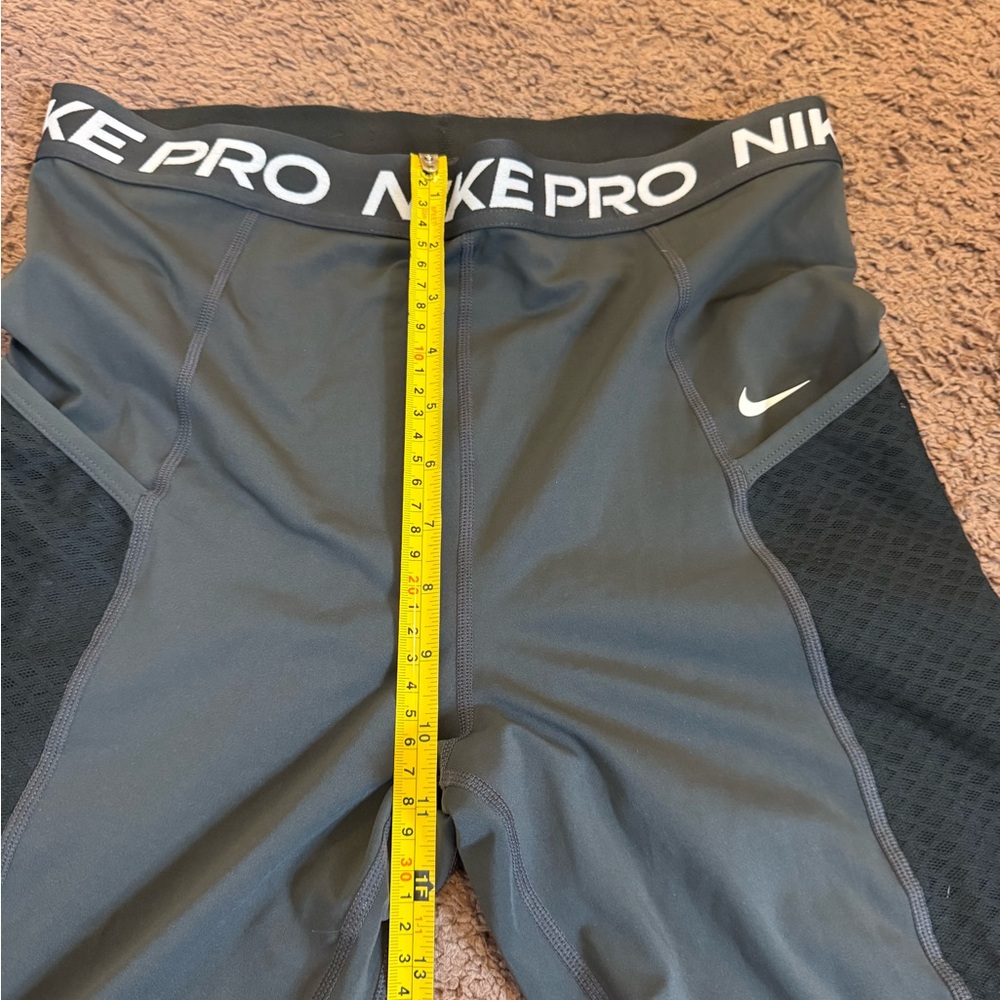 Nike Pro High Rise Crop Leggings Gray Size L Large $60 - Picture 6 of 9